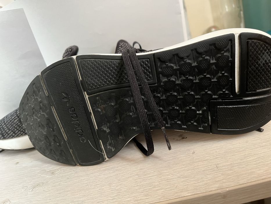 Papuci Adidas nou nouti