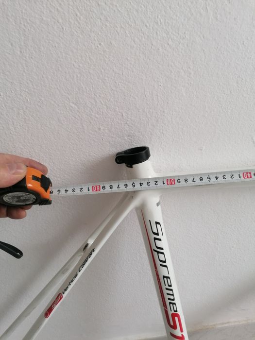 Карбонова рамка "Шокблеиз"