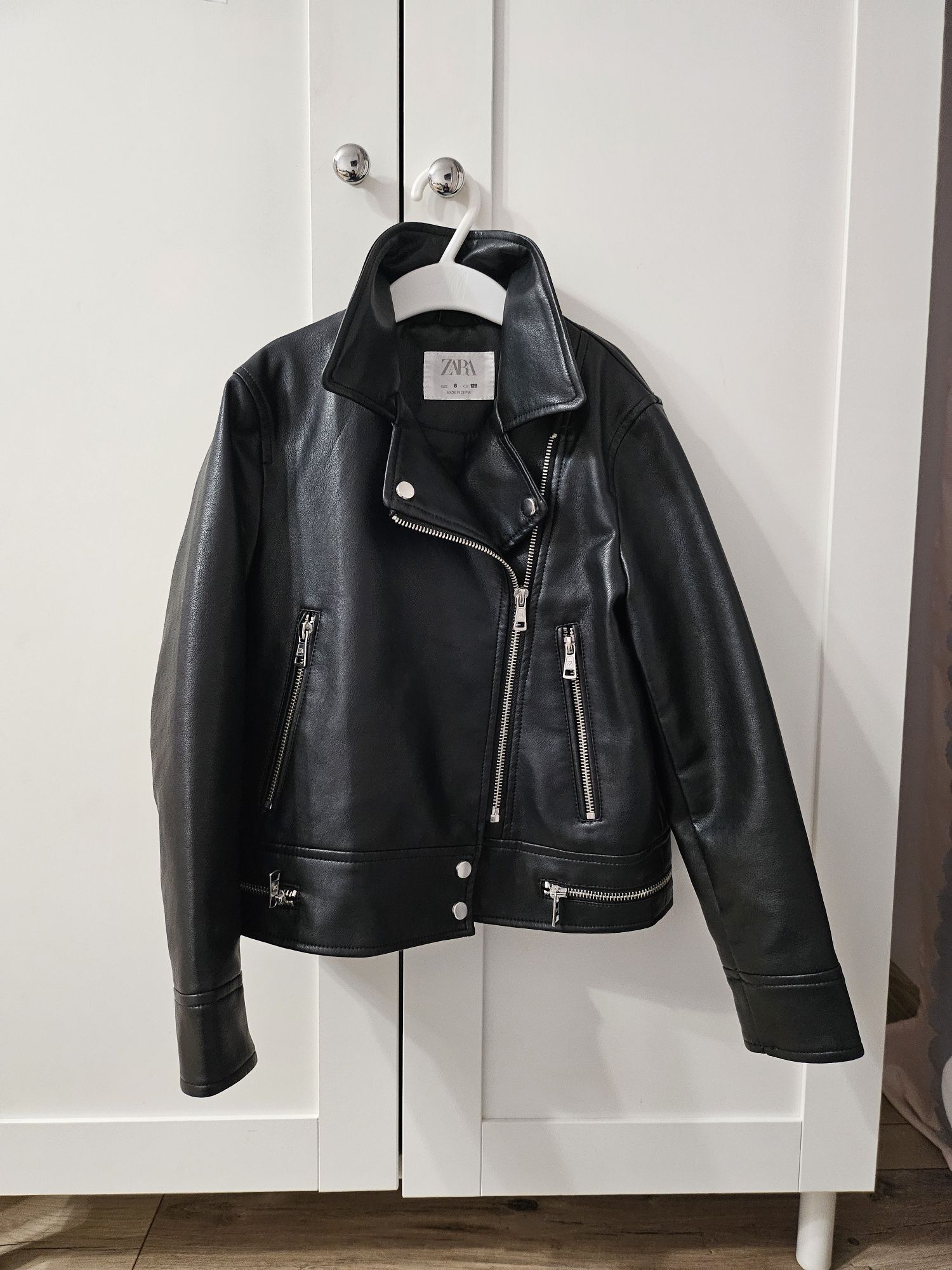 Кожено якенце Zara размер 8 год./128 см.