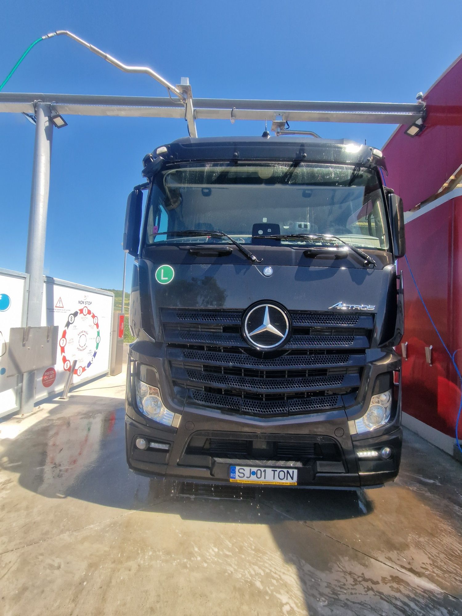 Vand Mercedes Actros 1845