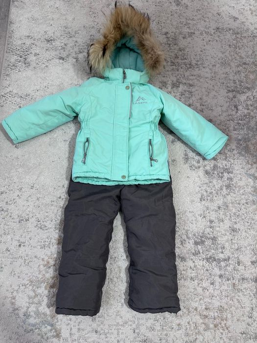 Продам зимний комбез на девочку