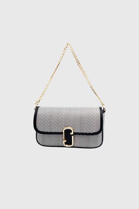 НОВО! ЛИКВИДАЦИЯ! Квадратна дамска чанта с лого Silver&Polo