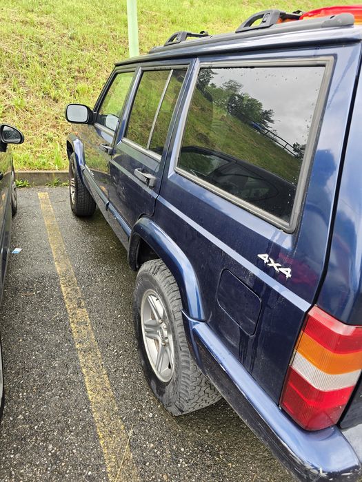 Vind jeep cherokee xj