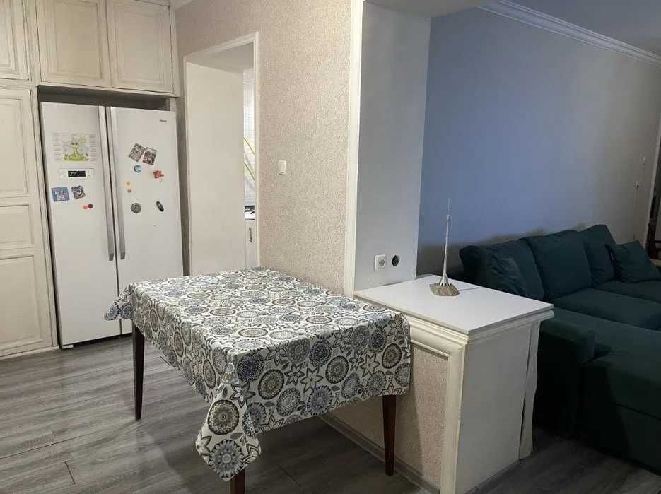 Продаётся 3/3/4 с ремонтом Кирпичный дом балкон 2х6 ор-р Шахристанский