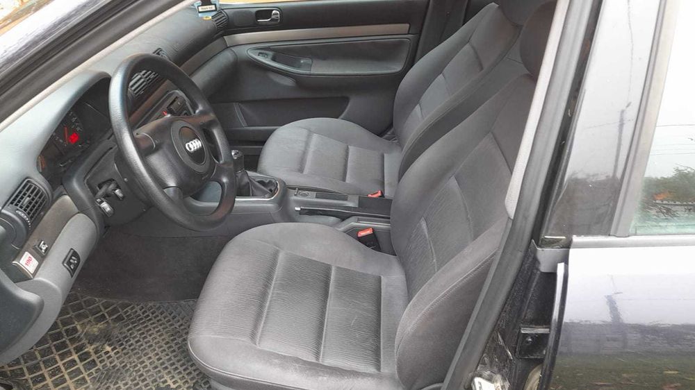 De vanzare Audi A4, an 2000, 1,6 benzina, GPL, 1200 euro