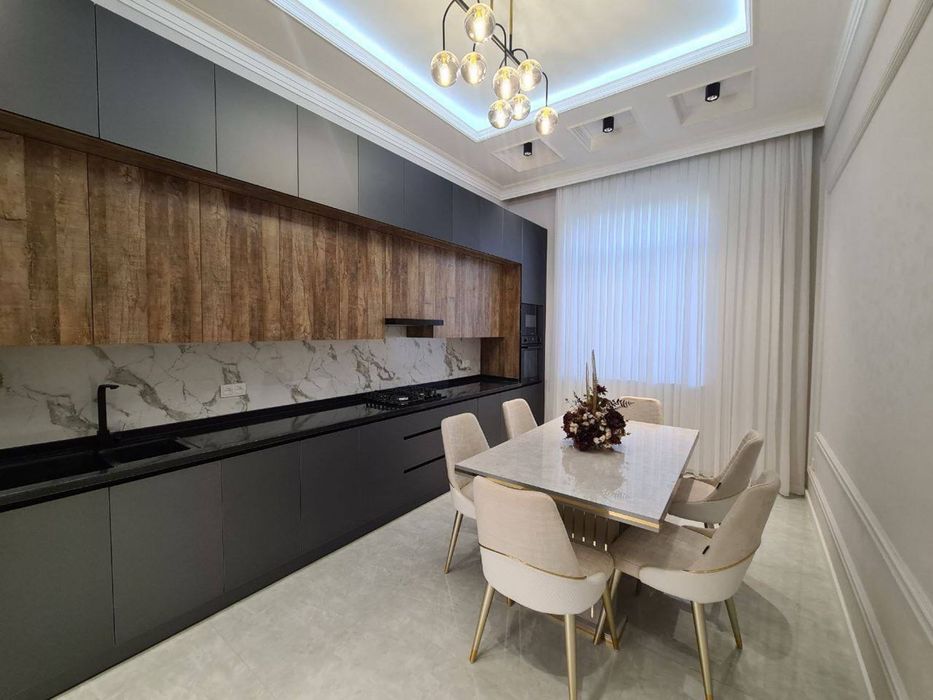 Продается дом на Улице циалковского 1.3 сотки 5 комнат