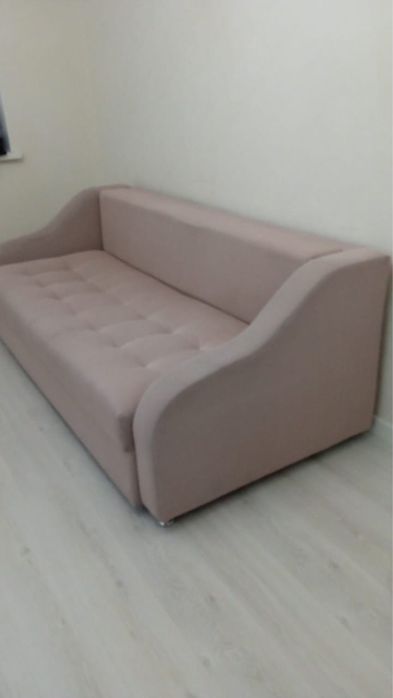 Диван буу,220м. В хорошем состоянии
