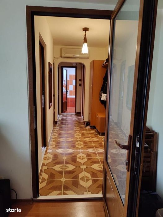 De vânzare apartament 2 camere decomandat zona I.C BRATIANU