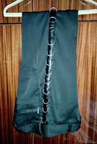 Черни мъжки панталони с кожен кант и метални халки