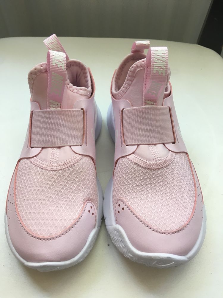 Nike…STICH детцки оргинални маратонки