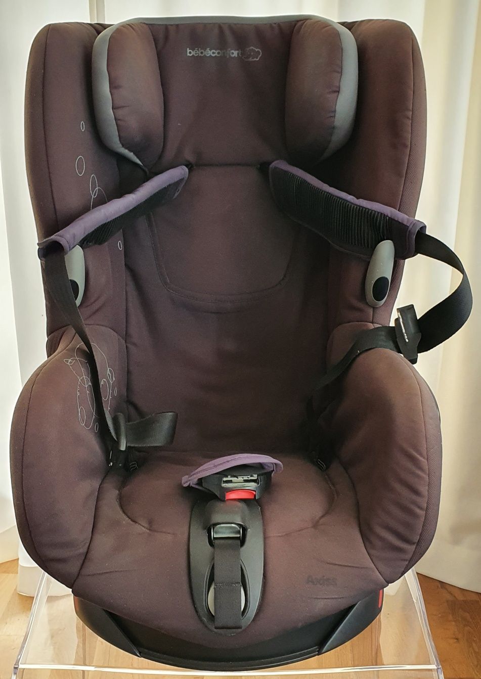 Детско столче за кола Bebe Confort Axiss