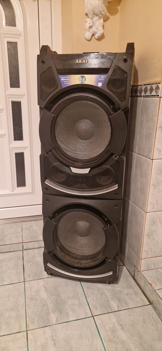 Boxa akai difuzoare de 15 inch