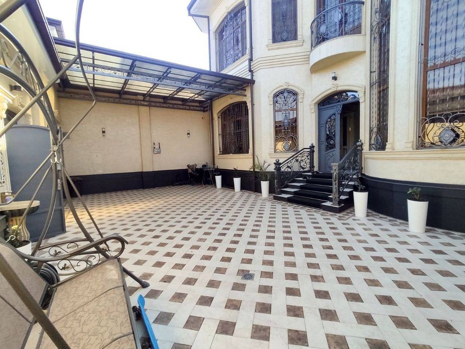 Продажа 3- этажного дома.