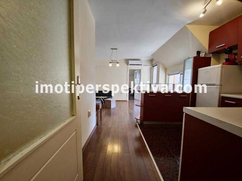 Продава се Двустаен апартамент в Пловдив, Център - 65 кв.м за 2431 €/кв.м - Снимка #4