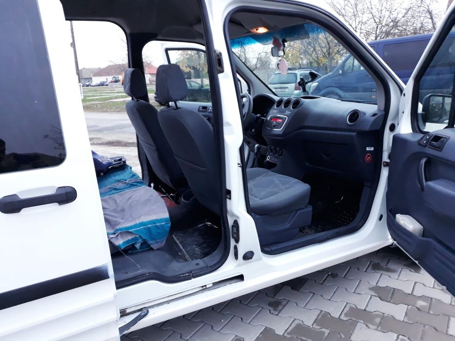Vând Ford tourneo connect 1.8 tdci  110 cp 2013 euro5