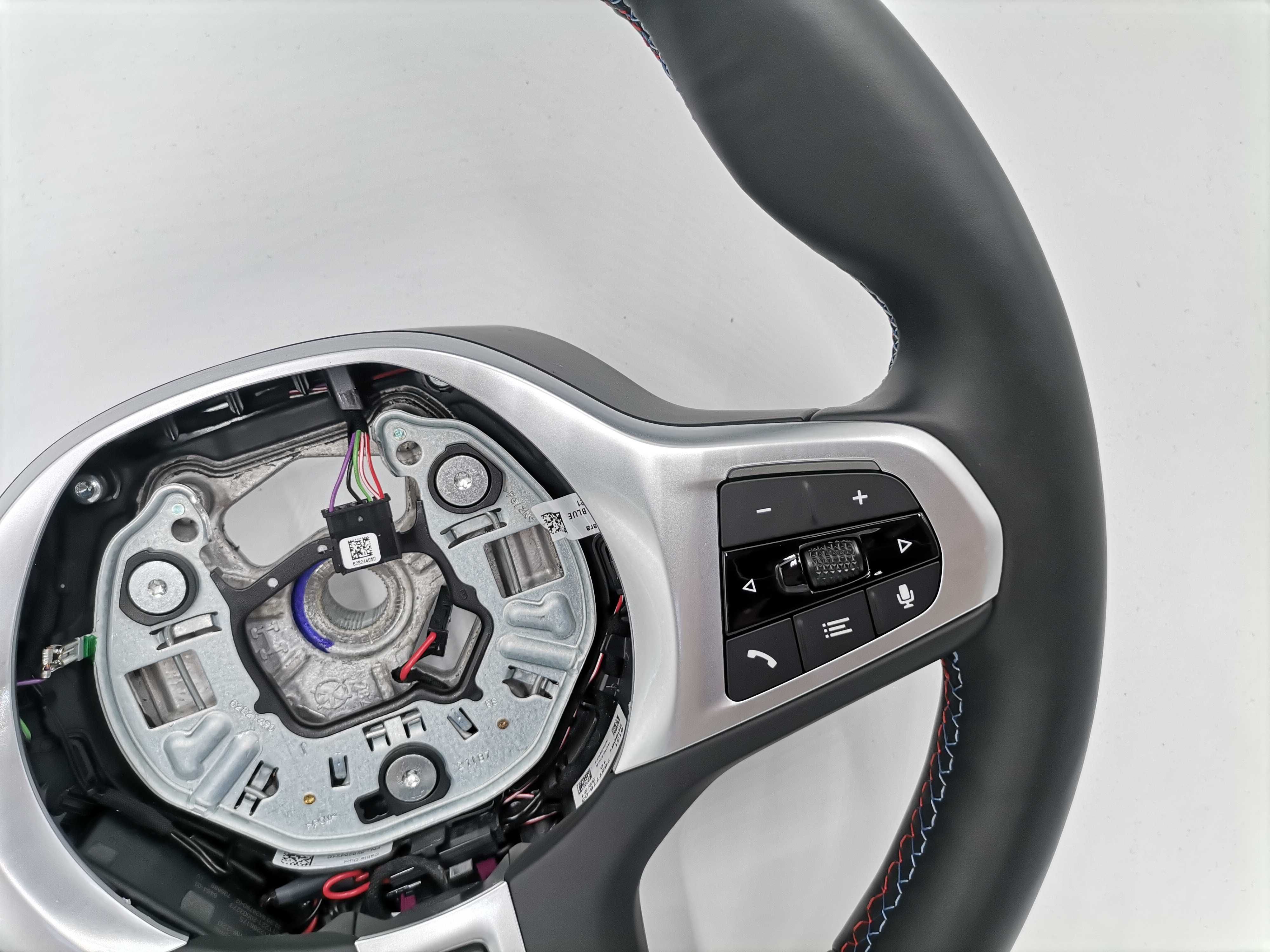 M Sport Спортен Волан BMW G20 G21 G22 G26 i4 G30 G31 G14 G01 G11 G05