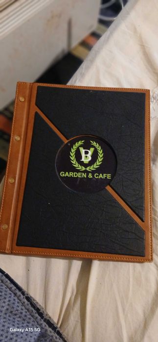 Кожени  менюта  за ресторант  почти нови много малко използвани
