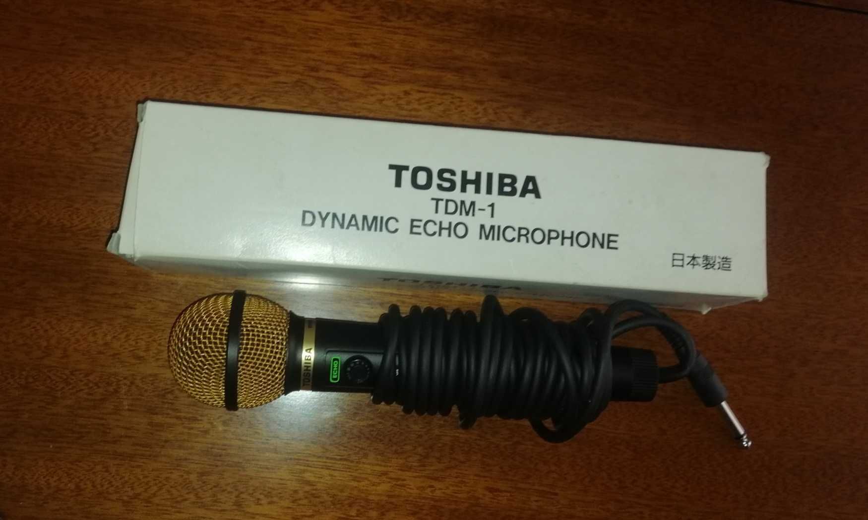Микрофон TOSHIBA.
