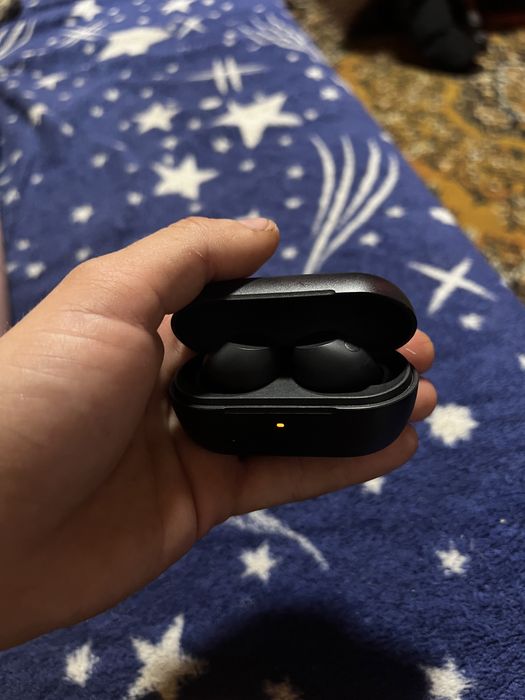 Vand sau schimb caști sony