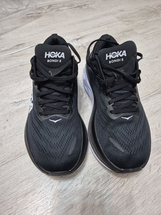 Adidas hoka foarte comozi