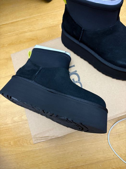 UGG clasic mini dipper