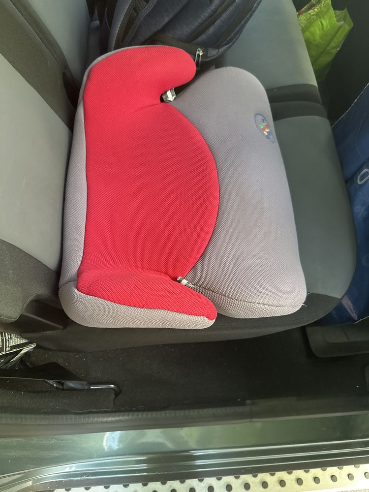 Inaltator bancheta auto copil