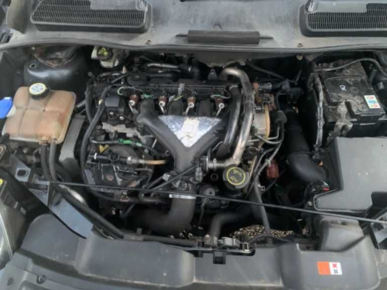 Dezmembrez Ford Kuga 2.0 TDCI Cod Motor G6DG 100kw 136cp