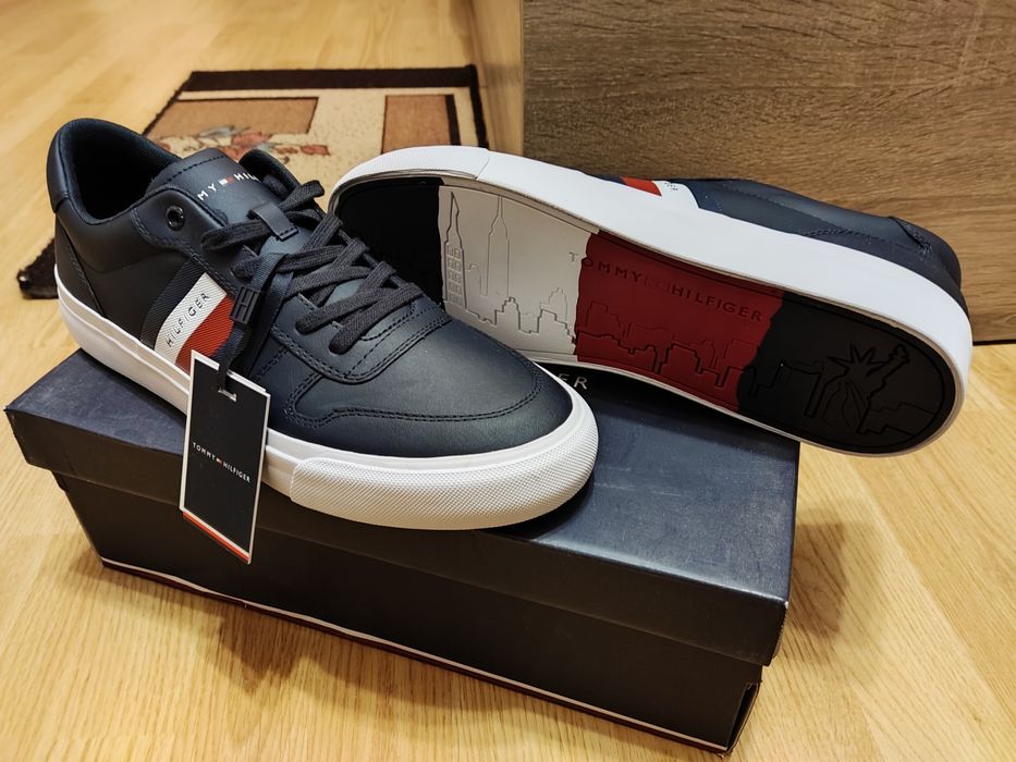 Tommy Hilfiger Core Corporate Stripes Vulc 43