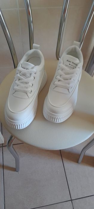 Adidasi Albi cu platforma