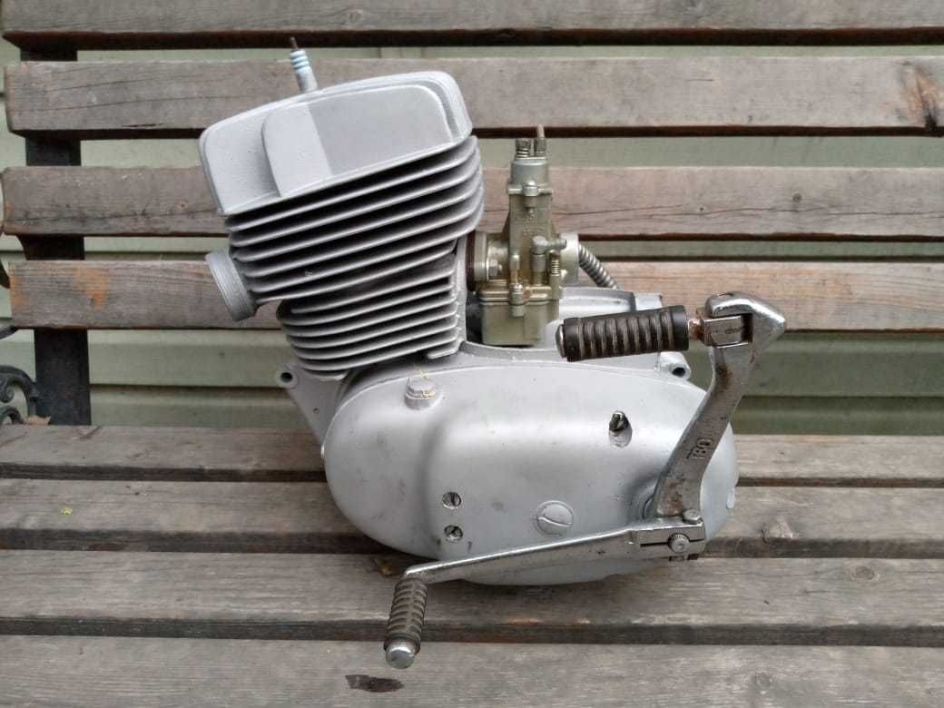 двигатель мотор  на мотоцикл Восход