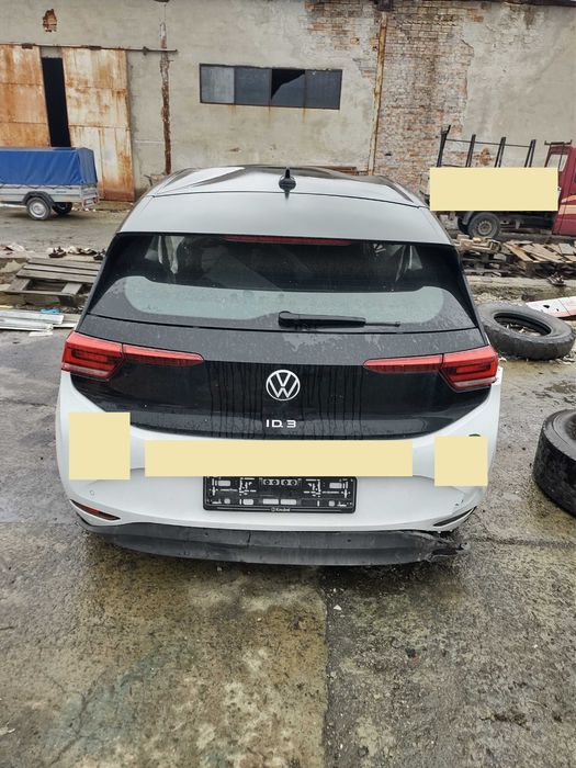 Продавам на части VW ID3 Volkswagen ID.3