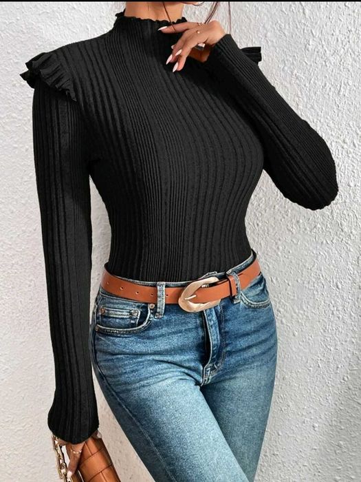 Блуза, модел на SHEIN