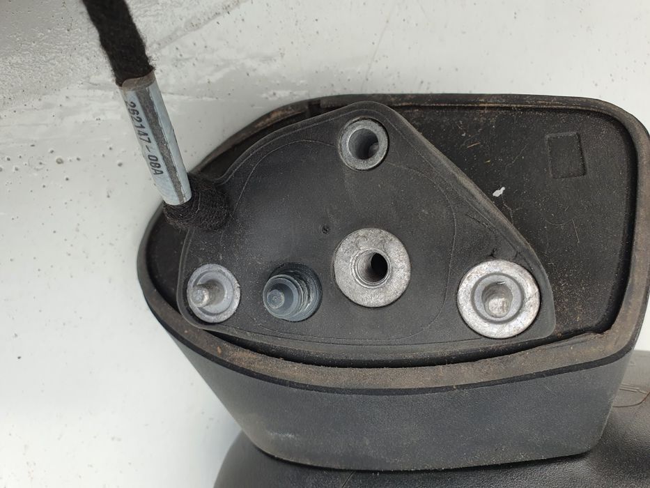 Огледало ляво Opel Grossland 2019г