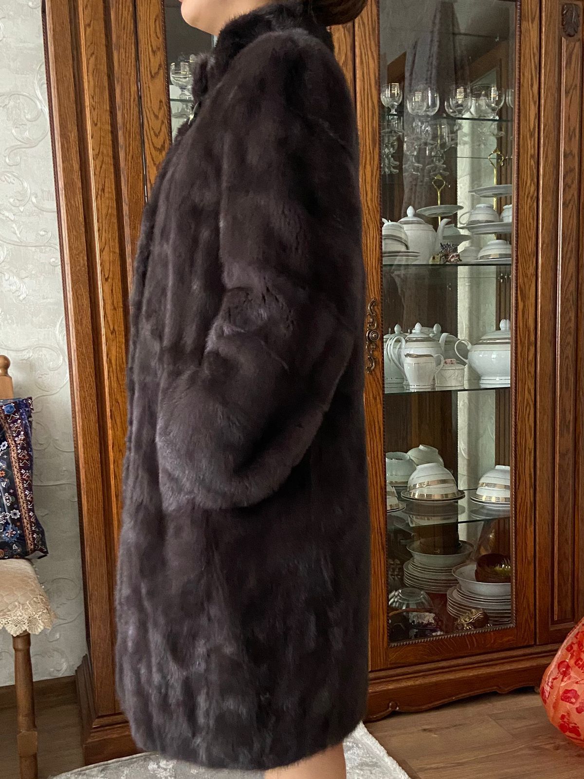 Продам шубу норковую