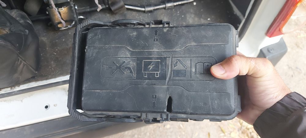 Малибу блок предохранитель идеал холатда