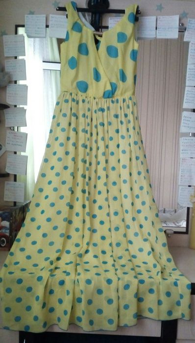 Платье лимонного цвета в горошек