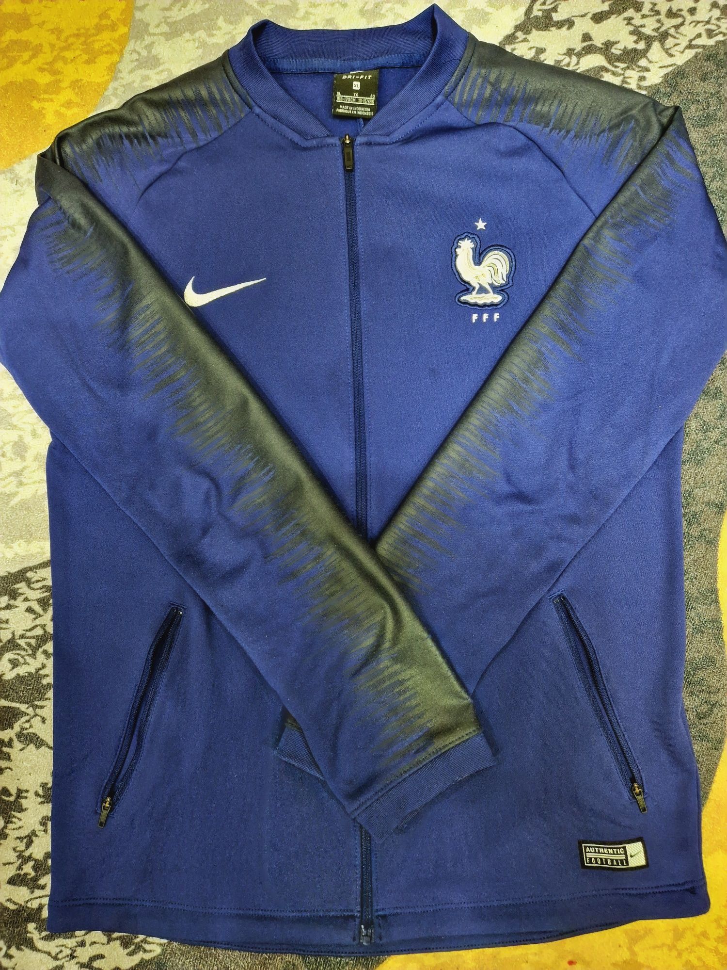 Nike x France zip up