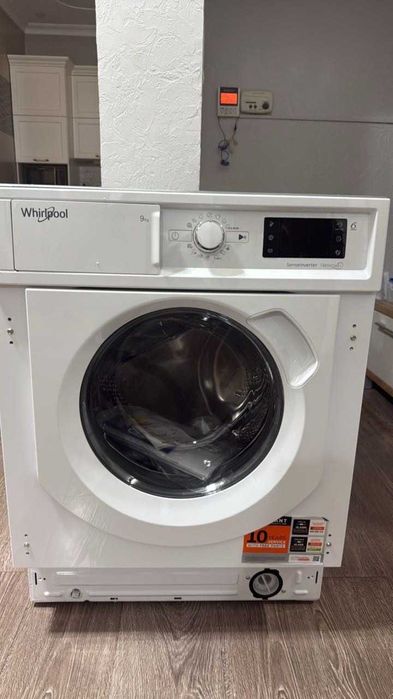 Встраиваемая стиральная машина WHIRLPOOL WMWG 91485 EU