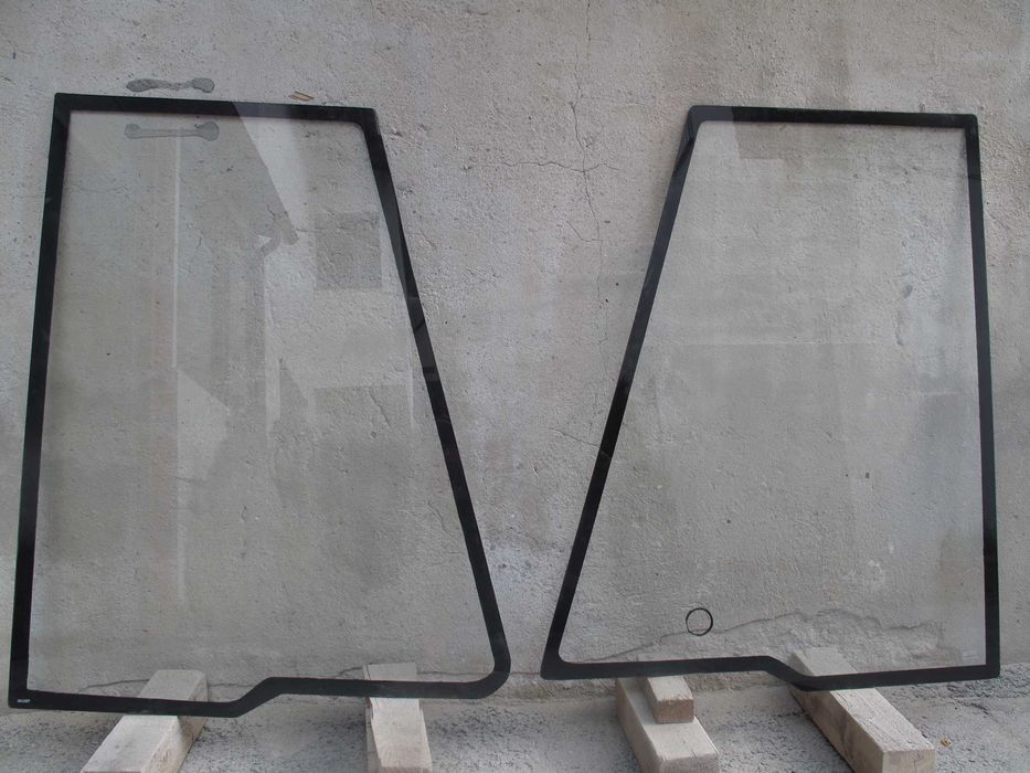 Parbriz buldoexcavator, geam buldo, parbriz, geamuri pt. orice  utilaj