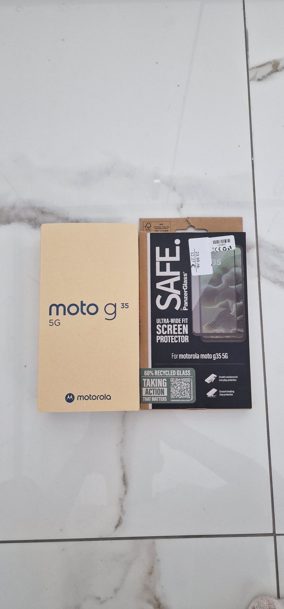 Motorola (moto) g35 5G чисто нов с 36 месеца гаранция + протектор
