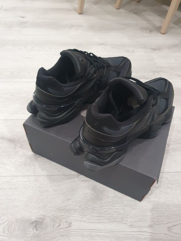 New balance маратонки