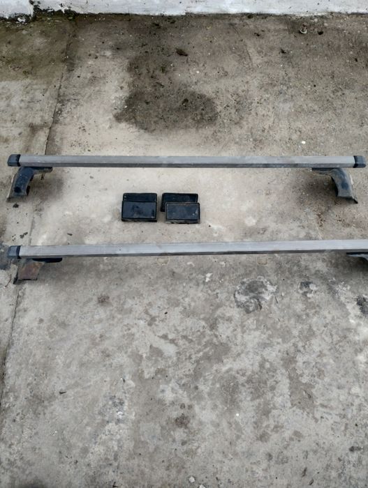Portbagaj Logan, bare transversale folosite ca ornamente pentru orice