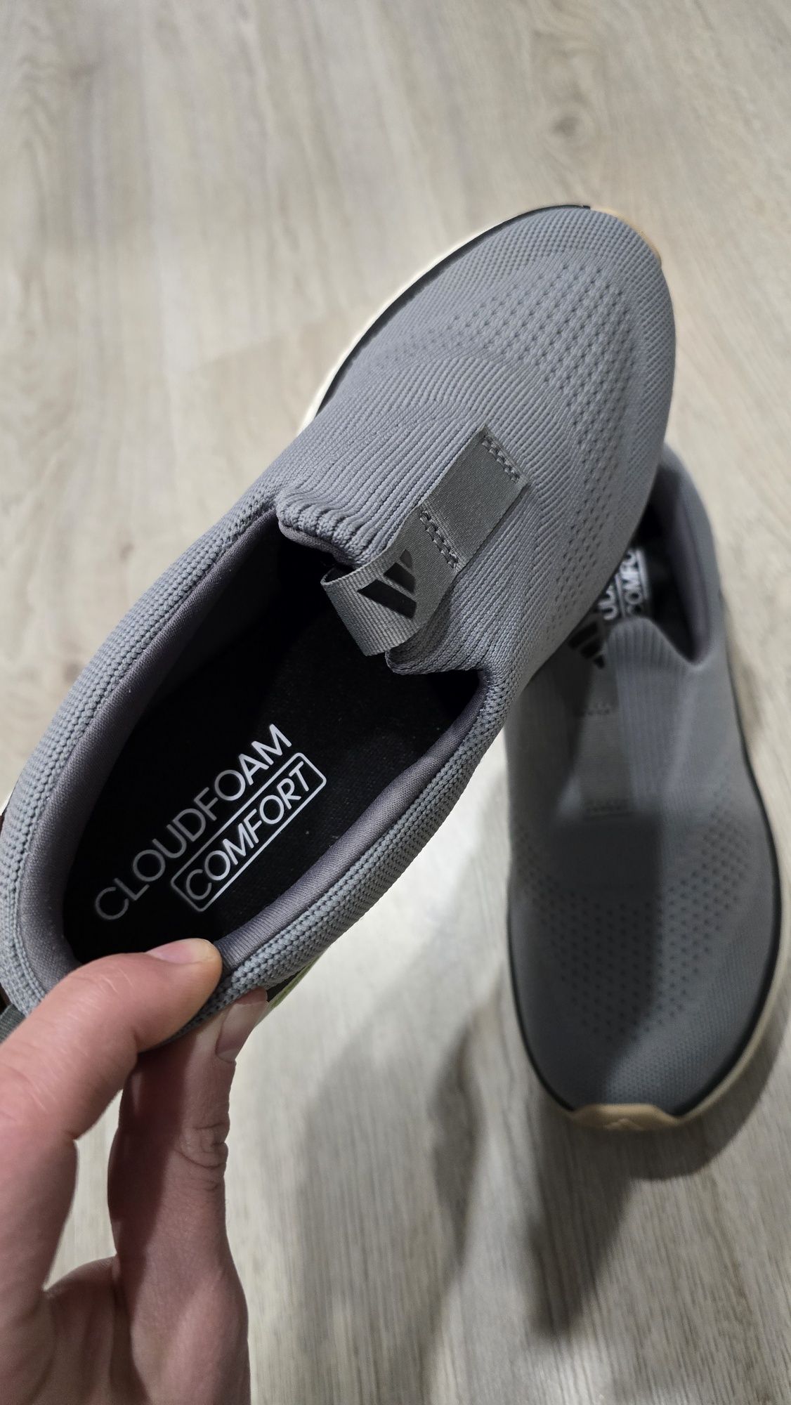 Маратонки Adidas 41 Нови!