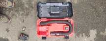 Vând aspirator milwaukee m18 cv2