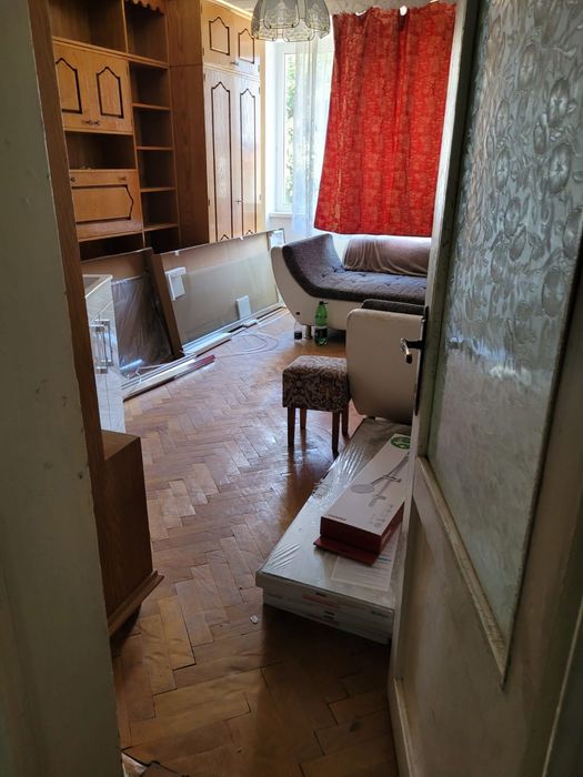 Vand apartament 2 camere decomandat et1 central ( bloc Catena)