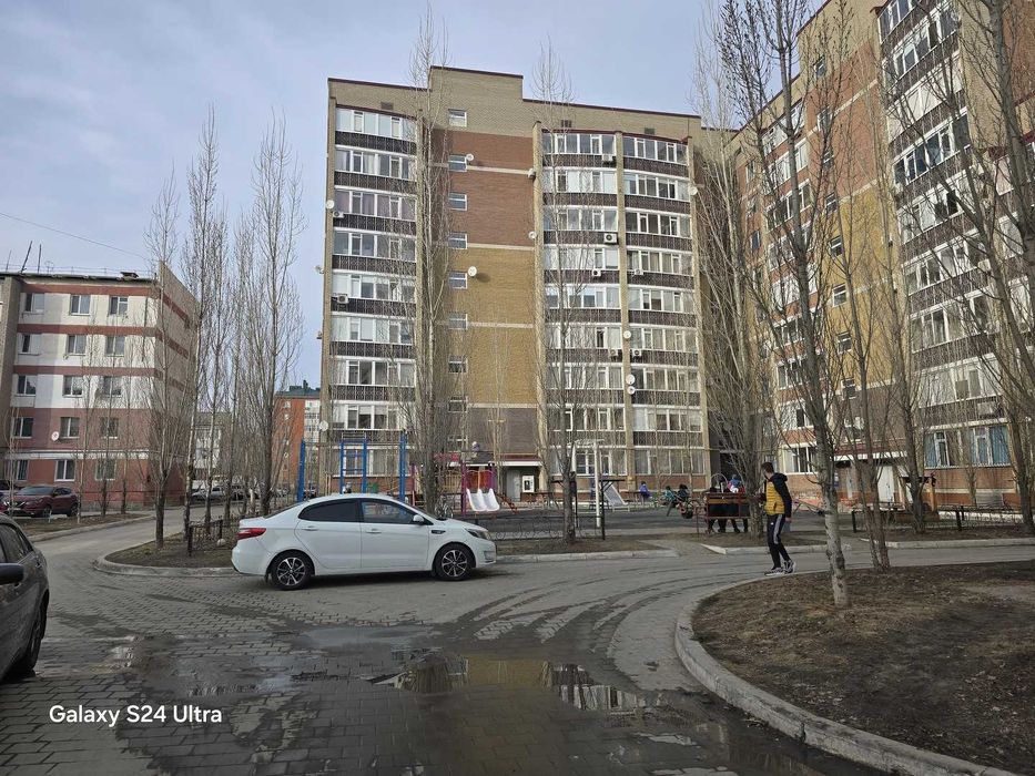 3-комнатная квартира в 7 мкр