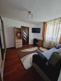 Inchiriez apartment cu 2 camere zona parcului Eminescu