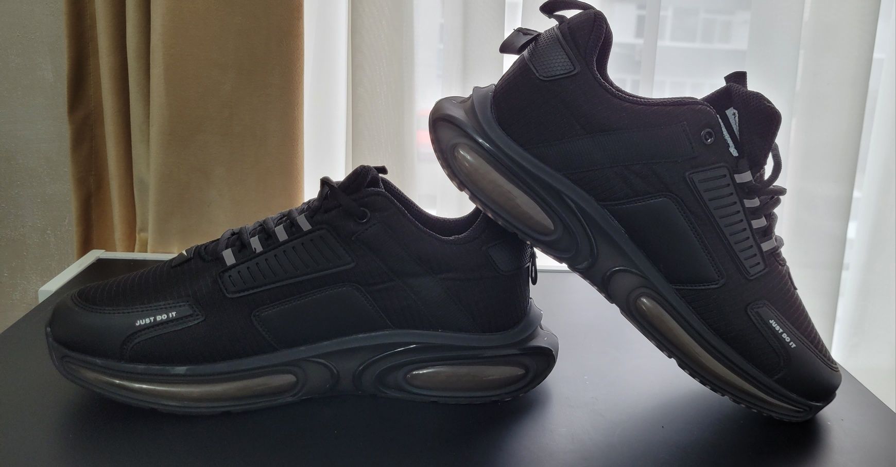 Adidasi NIKE Air Max Pulse