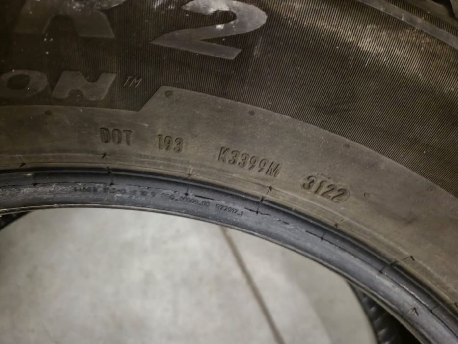 2 anvelope iarna Pirelli 235 60 18