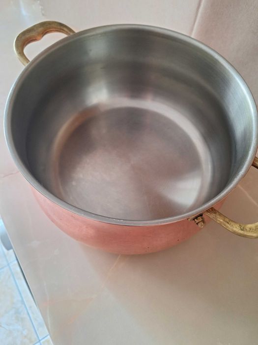 Cratita si ibric din cupru,la interior inox.